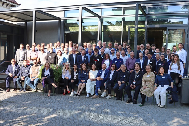 Abbbildung Mehrer Partner Meeting 2025